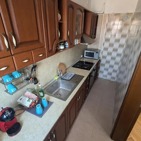 Sunny Cozy Flat In The Centre, Close To Beach, 4 Rooms, 105sqm Varna