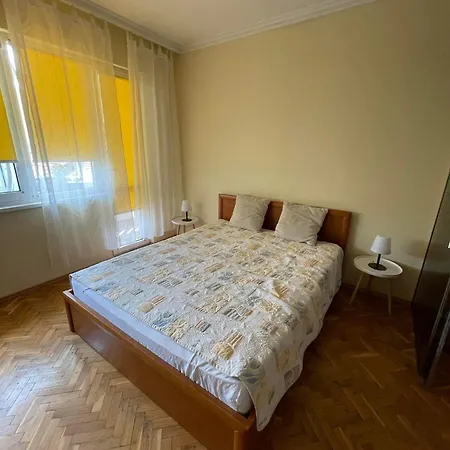 Sunny Cozy Flat In The Centre, Close To Beach, 4 Rooms, 105sqm
