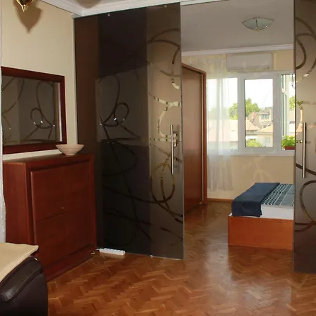 Apartment Sunny Cozy Flat In The Centre, Close To Beach, 4 Rooms, 105sqm Varna