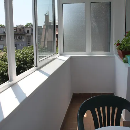 Sunny Cozy Flat In The Centre, Close To Beach, 4 Rooms, 105sqm
