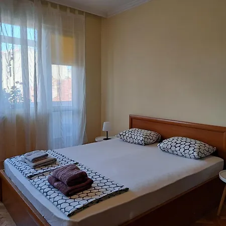 Apartment Sunny Cozy Flat In The Centre, Close To Beach, 4 Rooms, 105sqm