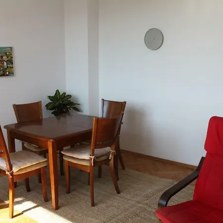Sunny Cozy Flat In The Centre, Close To Beach, 4 Rooms, 105sqm Apartment