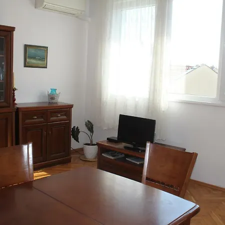Sunny Cozy Flat In The Centre, Close To Beach, 4 Rooms, 105sqm * Varna