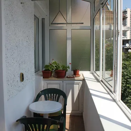 Sunny Cozy Flat In The Centre, Close To Beach, 4 Rooms, 105sqm