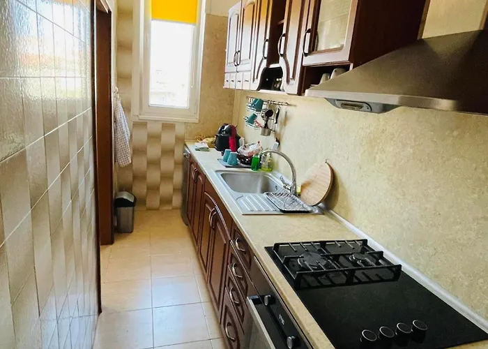 Appartement Sunny Cozy Flat In The Centre, Close To Beach, 4 Rooms, 105sqm *